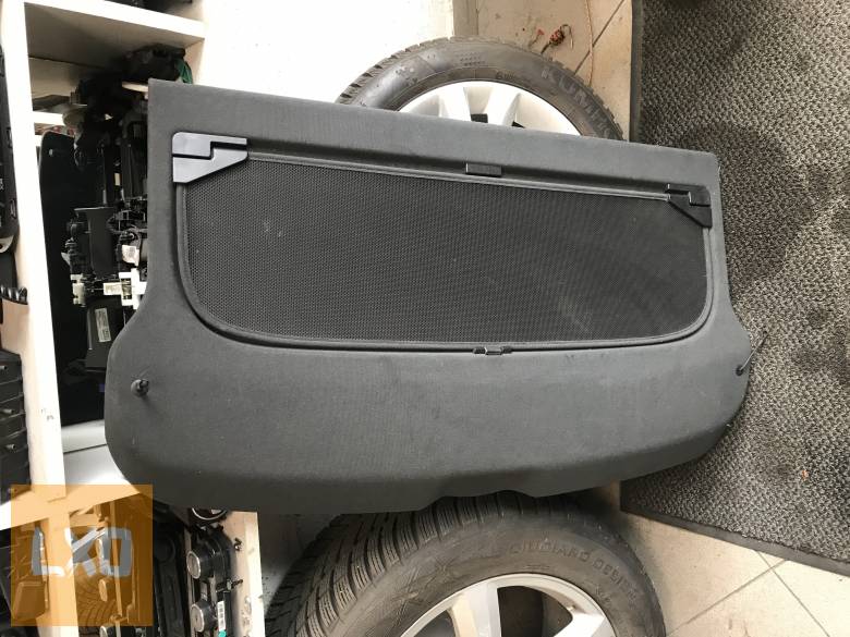 AUDI A3 8P / 3 ajtós - kalaptartó apróhirdetés