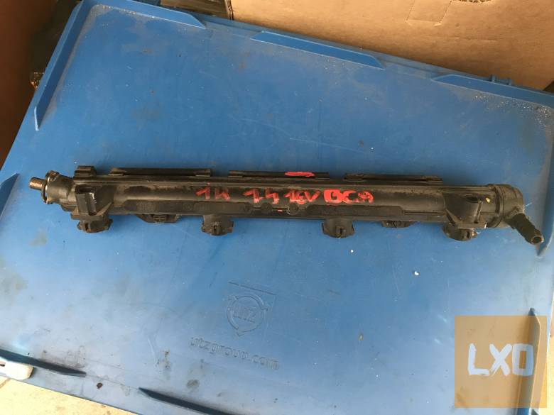 VW GOLF V  1,4 16V -- INJEKTOR HÍD 036 133 320 apróhirdetés