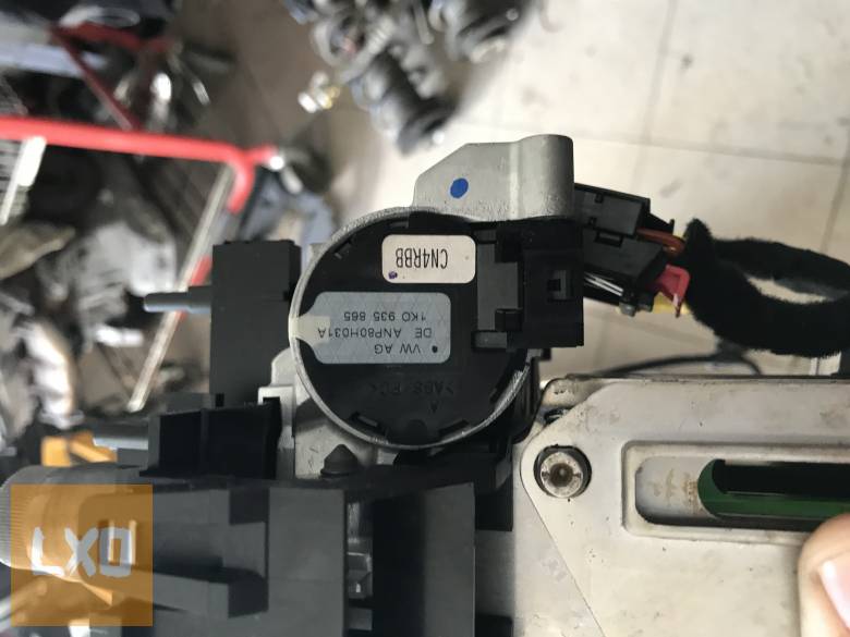 VW GOLF V  1,4 16V BCA -- gyújtáskapcsoló+kulcs apróhirdetés