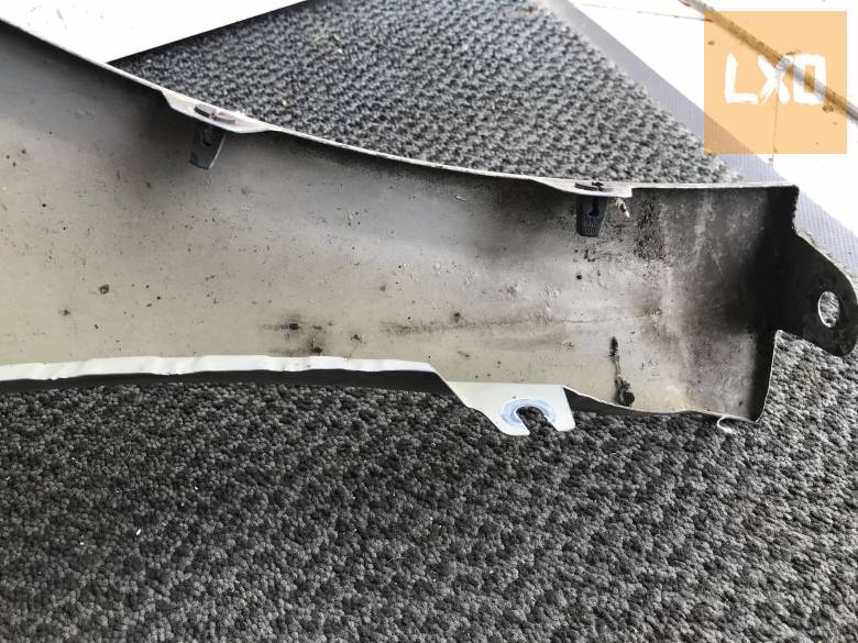 SKODA OCTAVIA II FL -- bal első gyári sárvédő apróhirdetés