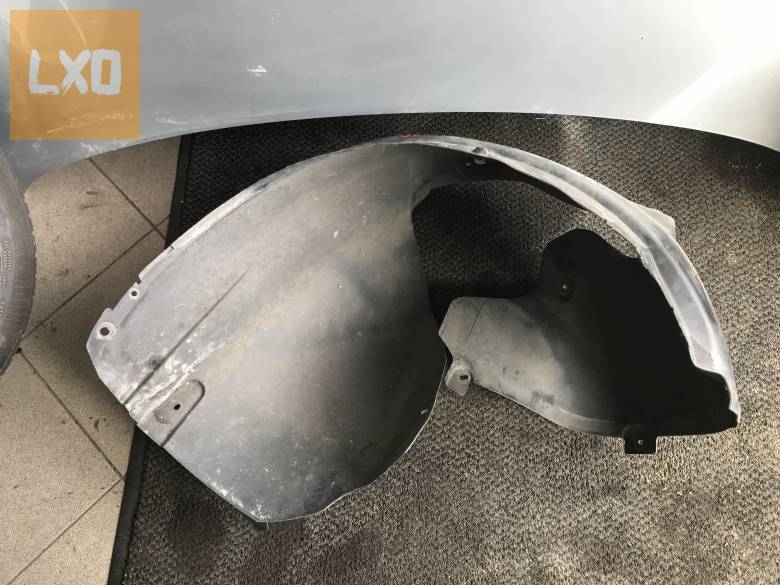 AUDI A3 8P -- jobb első dobbetét 8P0 821 172 E apróhirdetés