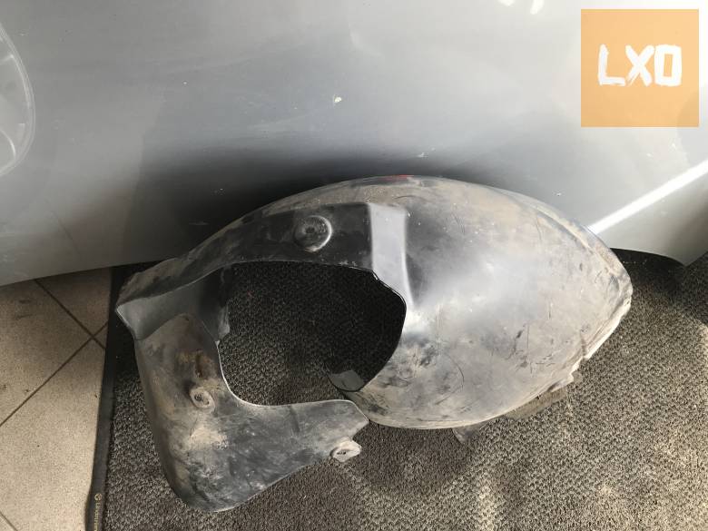 AUDI A3 8P -- jobb első dobbetét 8P0 821 172 E apróhirdetés