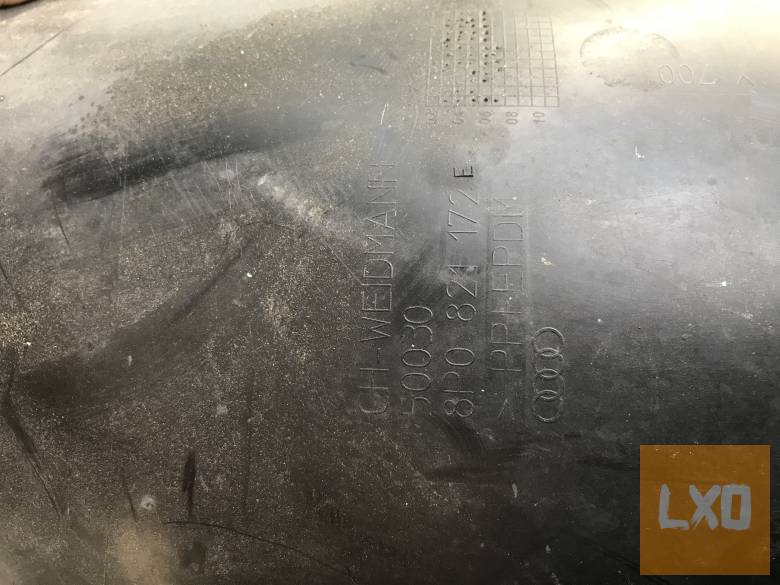 AUDI A3 8P -- jobb első dobbetét 8P0 821 172 E apróhirdetés