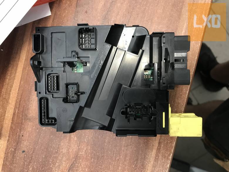 VW GOLF V -- kormányvezérlő 1K0 953 549 apróhirdetés