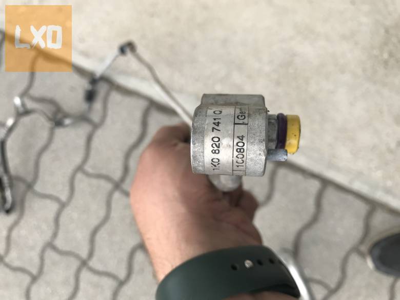 VW GOLF V 1,4 16V BCA -- klímacső 1K0 820 741 Q apróhirdetés