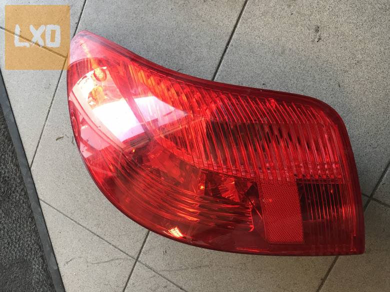 PEUGEOT 308 SW -- jobb hátsó lámpa apróhirdetés