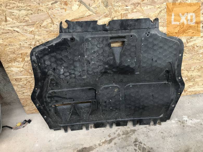 VW GOLF V_OCTAVIA II 2,0 CR alsó motorburkolat (sérült) 1K0 825 237 apróhirdetés