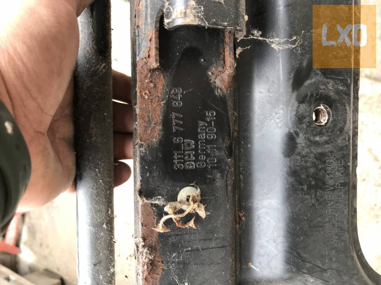 BMW E91 330D - első bölcső 3111-6777846 apróhirdetés