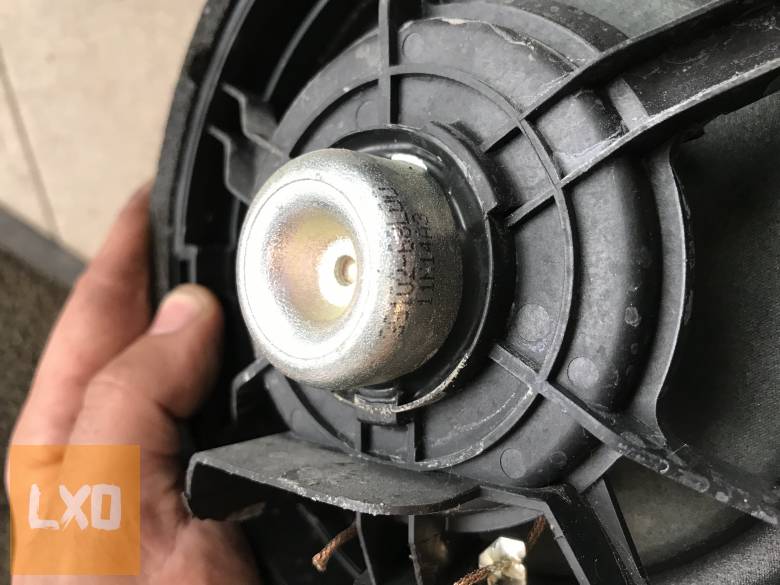 SUZUKI SX4 - jobb első hangszóró apróhirdetés