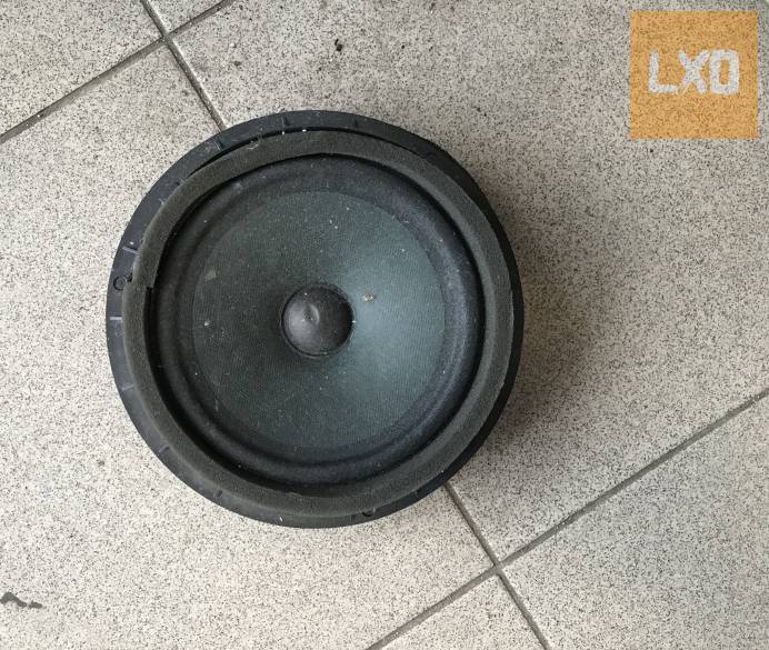 SUZUKI SX4 --  jobb első hangszóró apróhirdetés