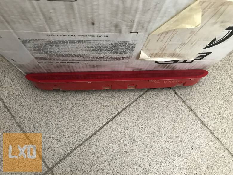 VW PASSAT B6 VARIANT  - pótféklámpa (sérült) 1K6 945 097 B apróhirdetés