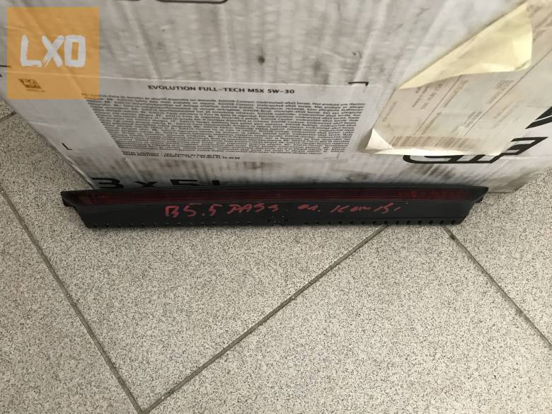 VW PASSAT B5.5 Variant - pótféklámpa 1J6 945 097 D apróhirdetés