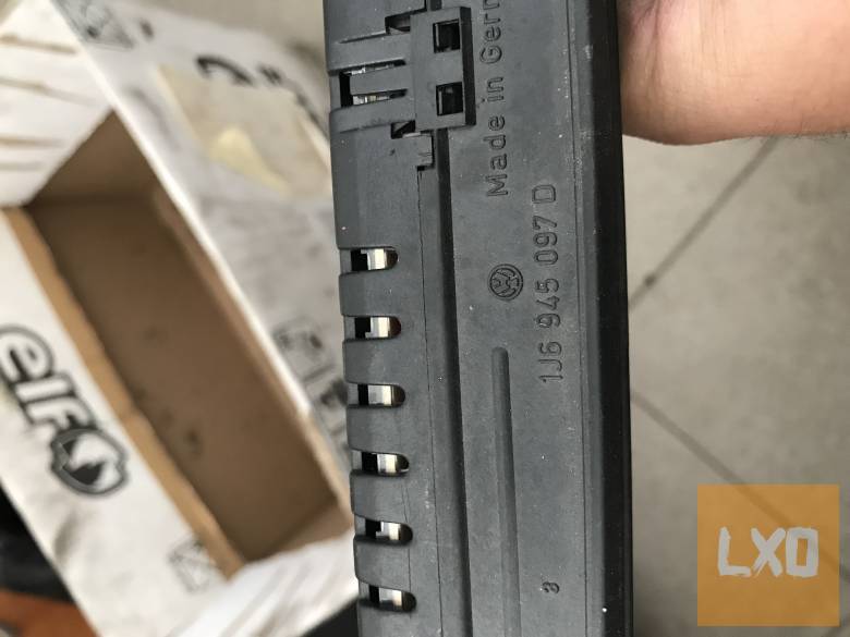 VW PASSAT B5.5  -- pótféklámpa 1J6 945 097 D apróhirdetés