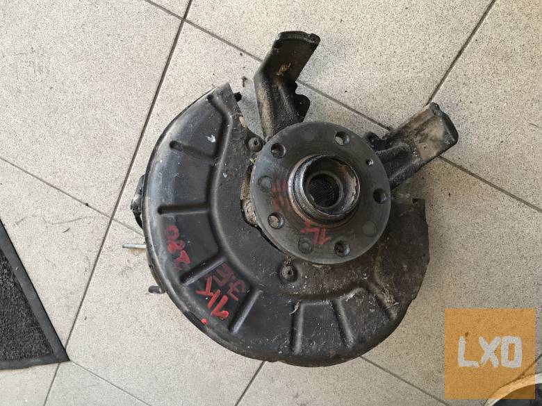 VW GOLF V  1,4 16V - jobb első csonkállvány apróhirdetés