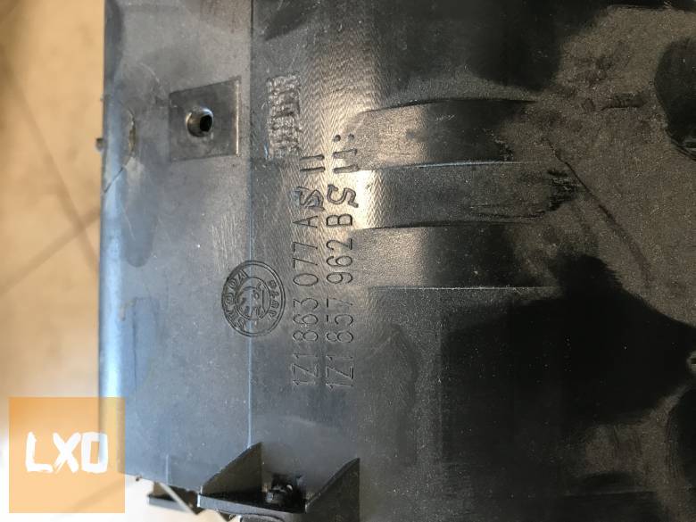 SKODA OCTAVIA II - tároló 1Z0 863 077 apróhirdetés