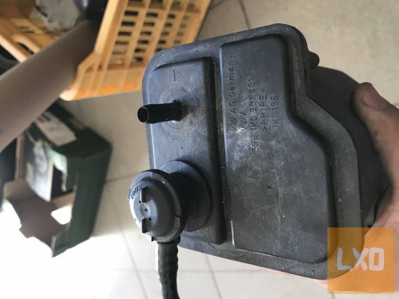 VW GOLF V_OCTAVIA II 1,6 FSI BLF - aktívszénszűrő 1K0 201 801 C apróhirdetés