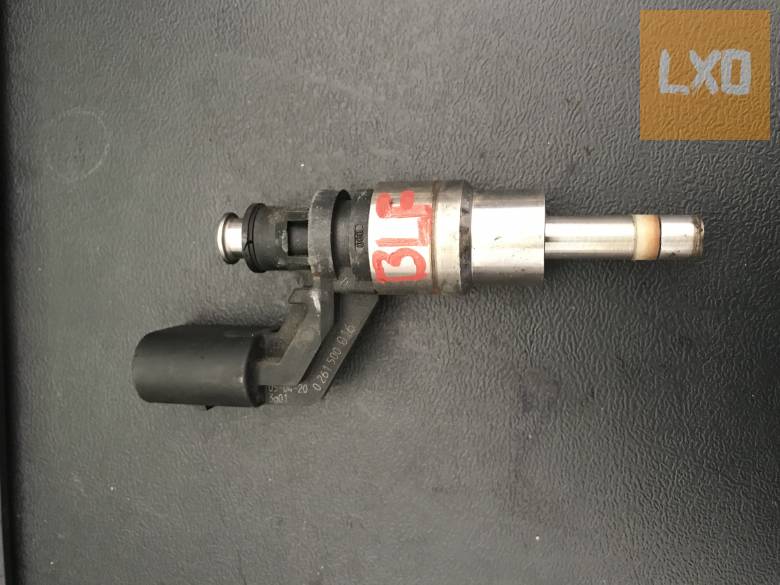 VW GOLF V_ 1,6 FSI BLF injektor 03C 906 036 A apróhirdetés