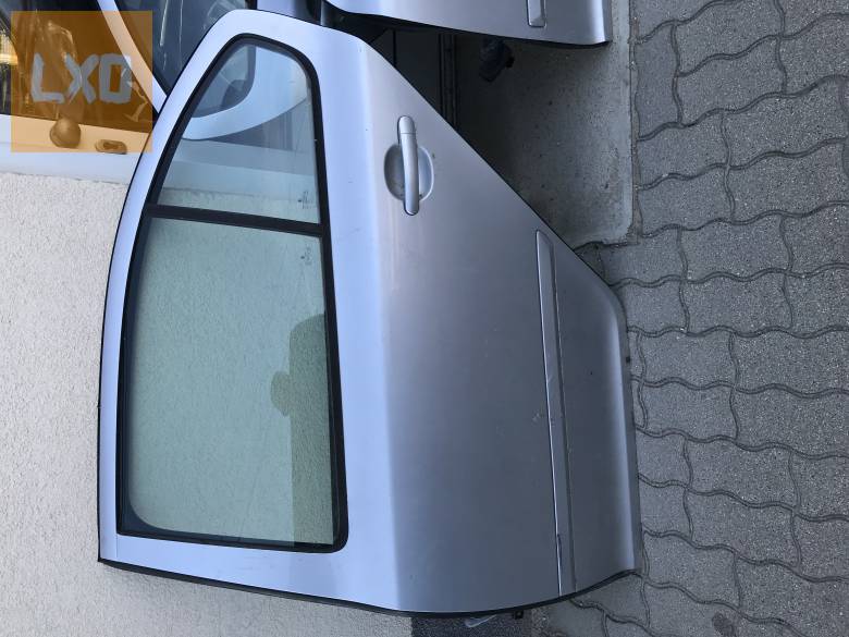 SKODA OCTAVIA II ( 5 ajtós) - bal hátsó ajtó apróhirdetés