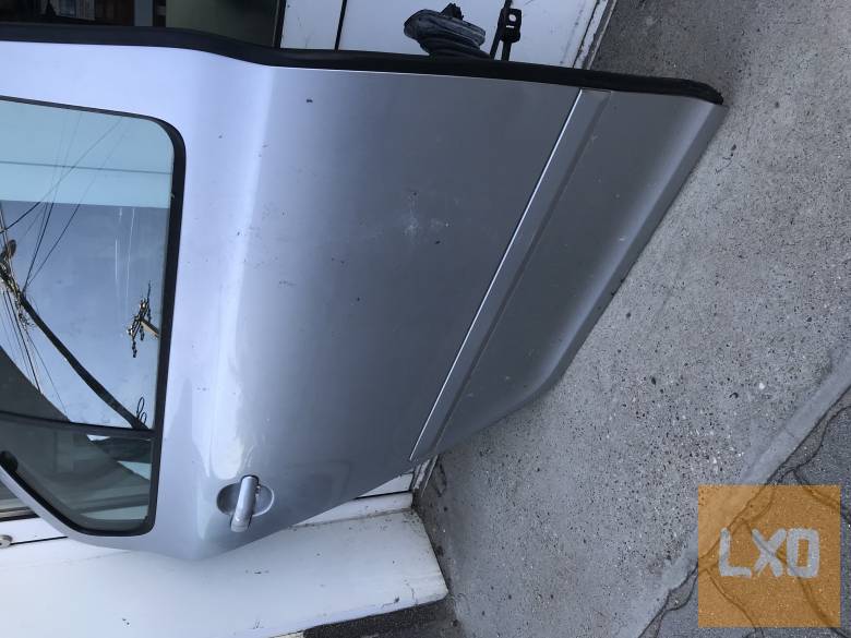 SKODA OCTAVIA II ( 5 ajtós) - jobb hátsó ajtó apróhirdetés