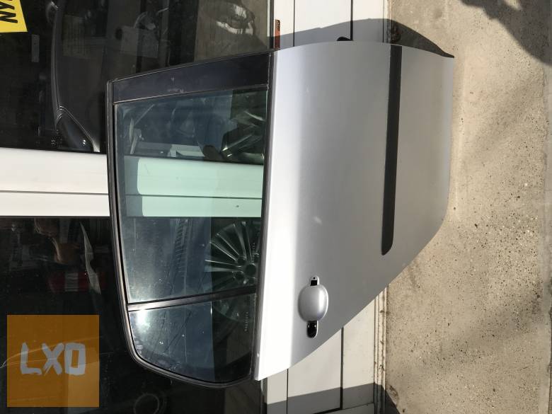 VW GOLF V ( 5 ajtós) - jobb hátsó ajtó apróhirdetés