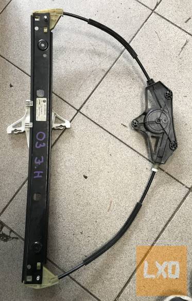 SKODA OCTAVIA III Kombi  - jobb hátsó ablakemelő szerkezet 5E0 839 462 apróhirdetés