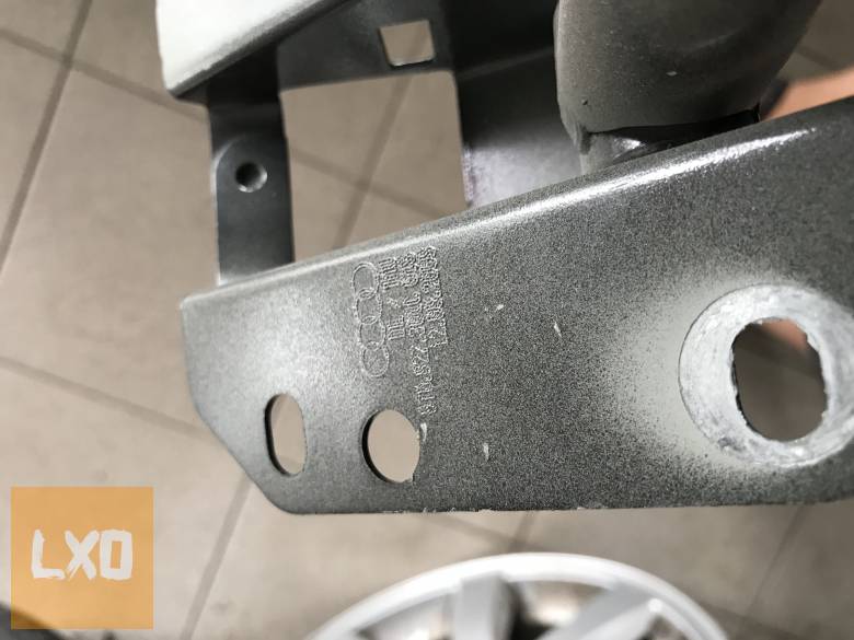 AUDI A5 8T Coupe  --  csomagtér ajtó zsanér pár apróhirdetés