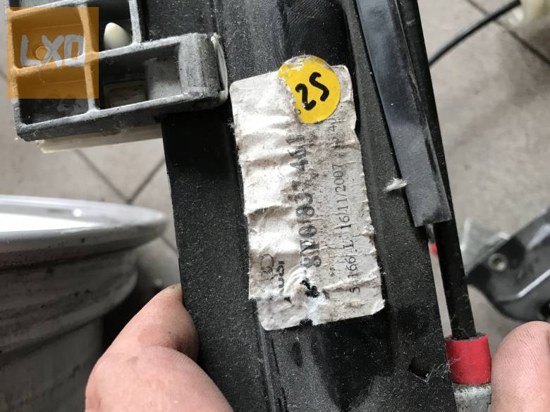 AUDI A5 8T Coupe  - bal  ablakemelő szerkezet 8T0 837 461 apróhirdetés