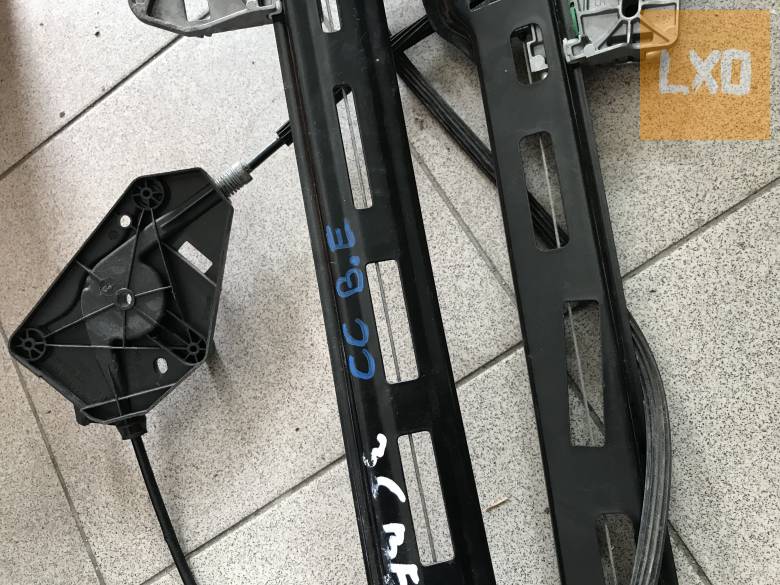 VW PASSAT CC  -*  bal első ablakemelő szerkezet 3C8 837 461 J apróhirdetés