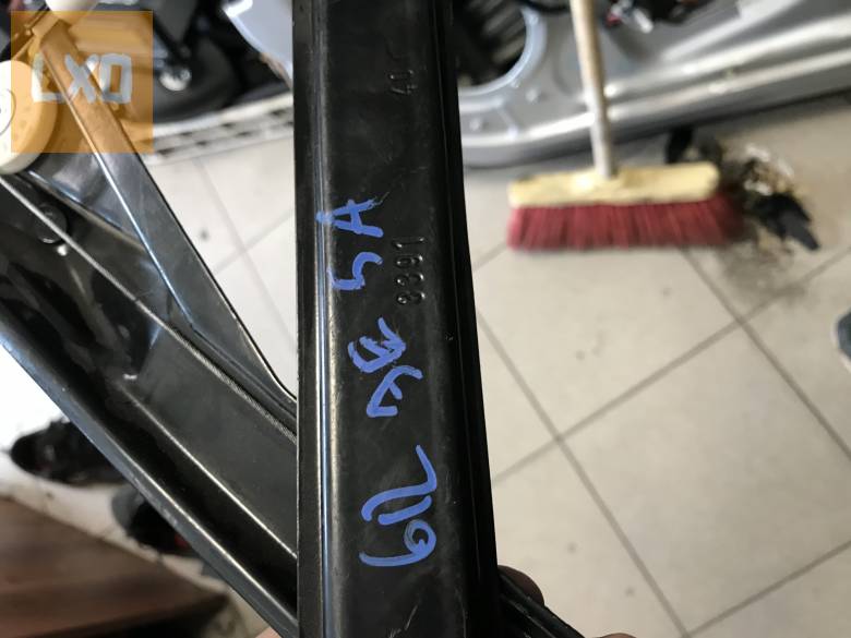 VW POLO 6R (5ajtós) -  jobb első ablakemelő szerkezet apróhirdetés