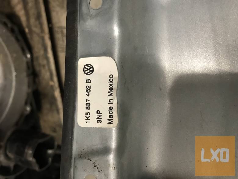 VW GOLF V  -- jobb első ablakemelő szerkezet apróhirdetés