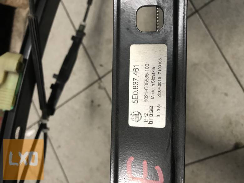 SKODA OCTAVIA III //  bal első ablakemelő szerkezet apróhirdetés