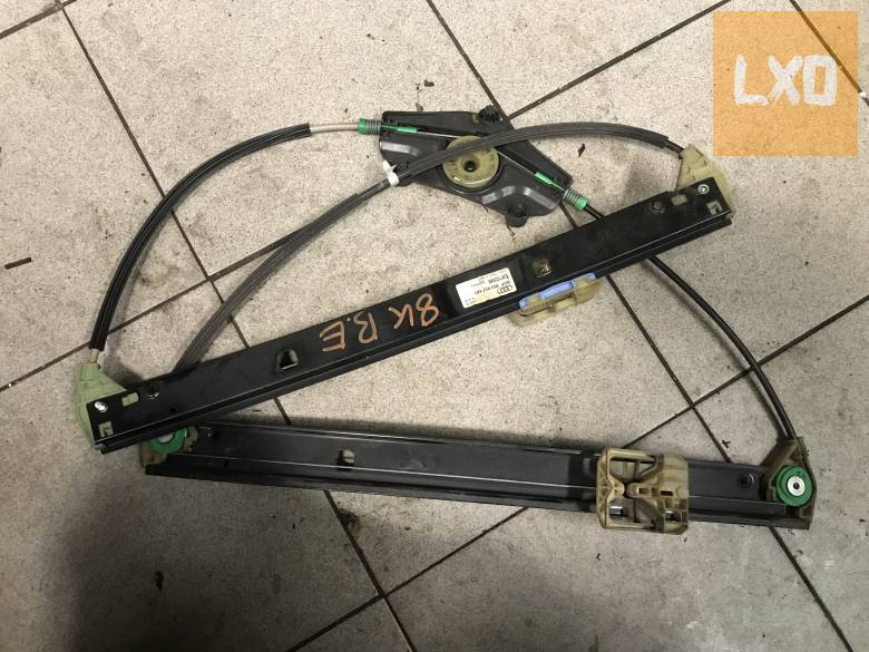 AUDI A4 B8   /* bal első ablakemelő szerkezet apróhirdetés