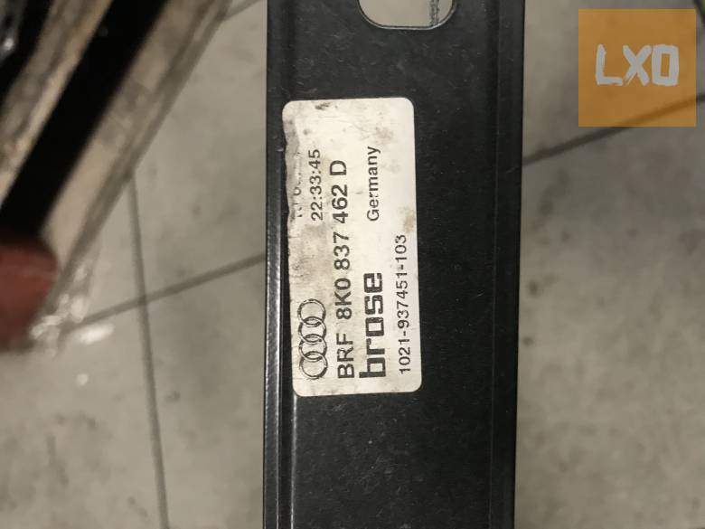 AUDI A4 B8   /* jobb első ablakemelő szerkezet apróhirdetés