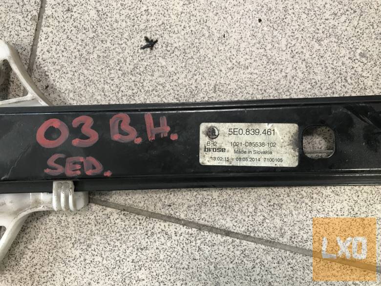 SKODA OCTAVIA III  -- bal hátsó ablakemelő szerkezet ( 5 ajtós) apróhirdetés