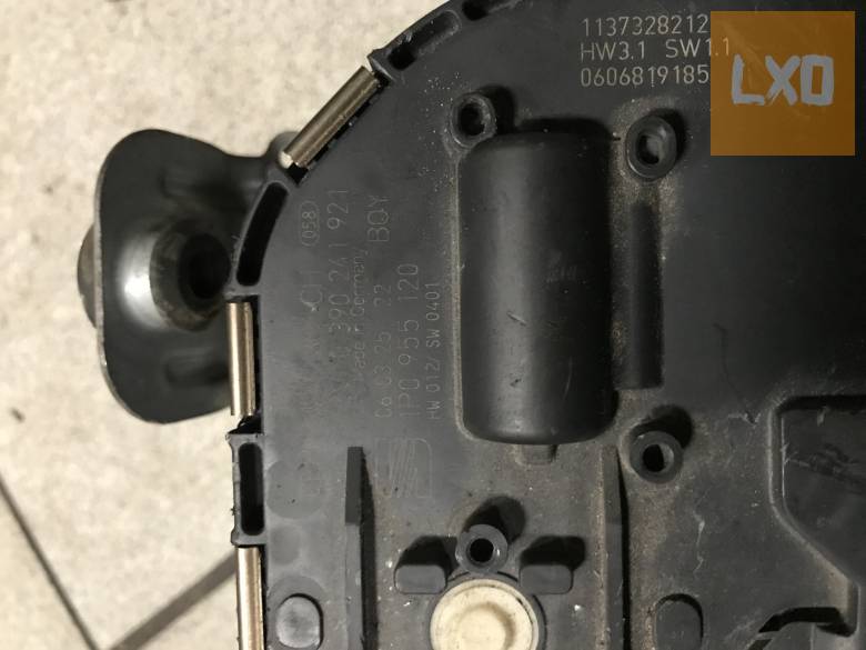 SEAT LEON 1P -- jobb ablaktörlő motor-szerkezettel 1P0 955 120 apróhirdetés