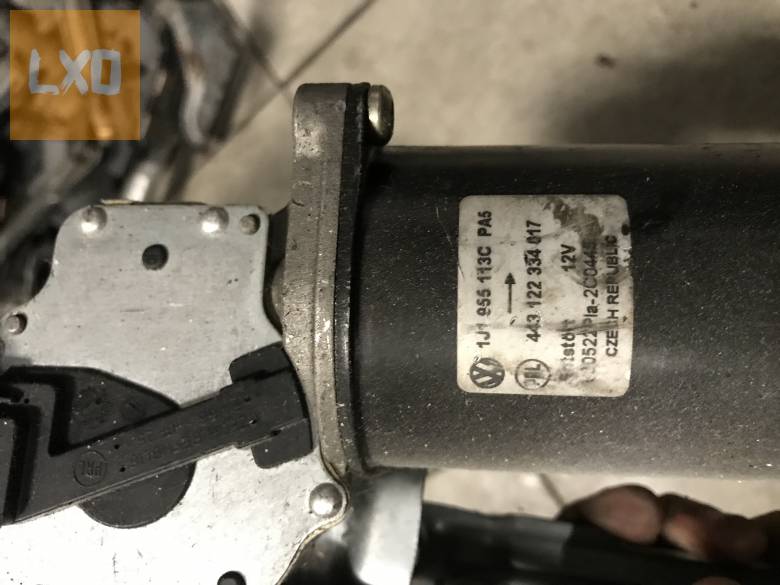 SEAT LEON 1M _ ablaktörlő szerkezet motorral 1J1 955 113 C apróhirdetés