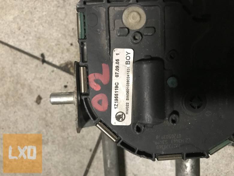 SKODA OCTAVIA  II -* ablaktörlő szerkezet + motor 1Z1 955 119 C apróhirdetés