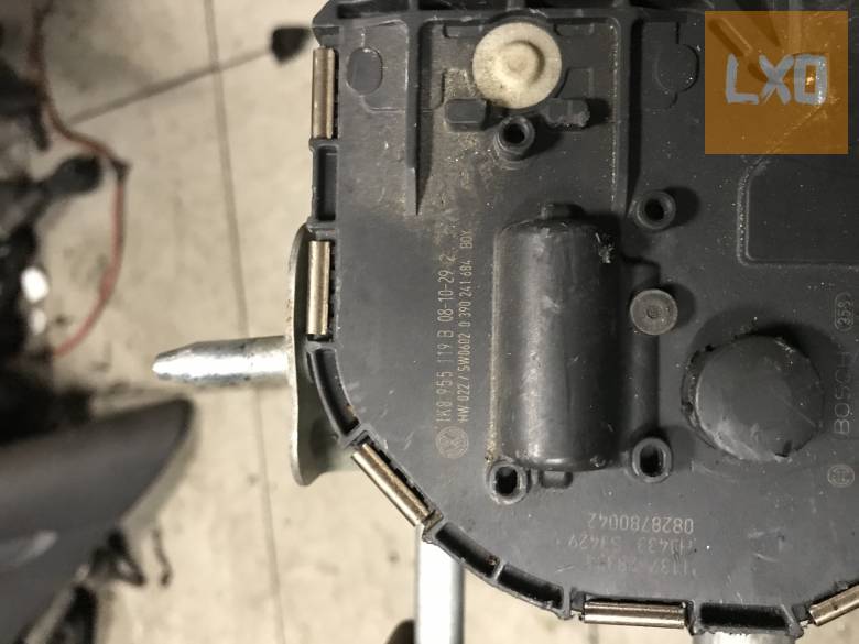 VW SCIROCCO -- ablaktörlő szerkezet + motor 1K8 955 119 B apróhirdetés