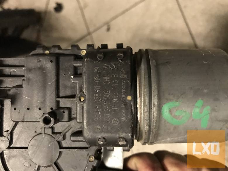 VW GOLF IV  --- ablaktörlő szerkezet + motor 1J1 955 113 B apróhirdetés