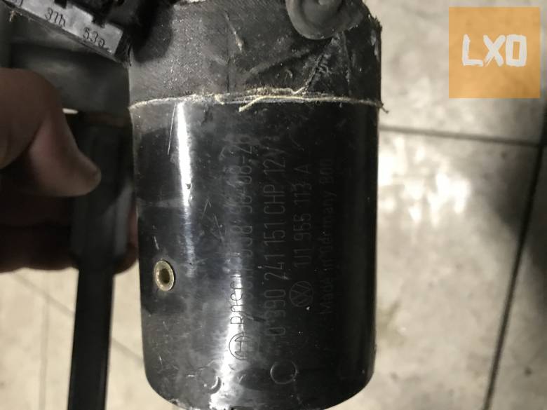 VW GOLF IV -- ablaktörlő szerkezet + motor 1J1 955 113 A apróhirdetés