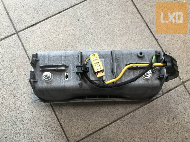 SKODA OCTAVIA II FL - utas oldali légzsák 1K0 880 204 N apróhirdetés