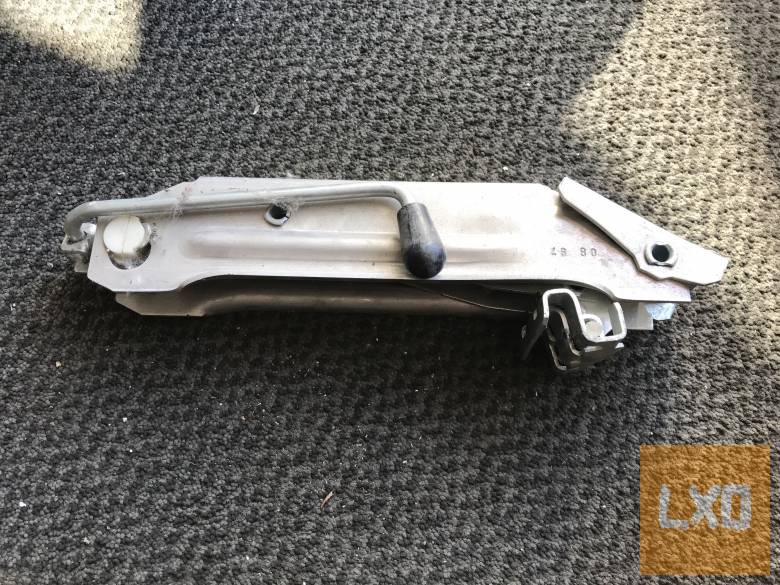 AUDI A3 8L  -- emelő 8L0 011 031 A apróhirdetés