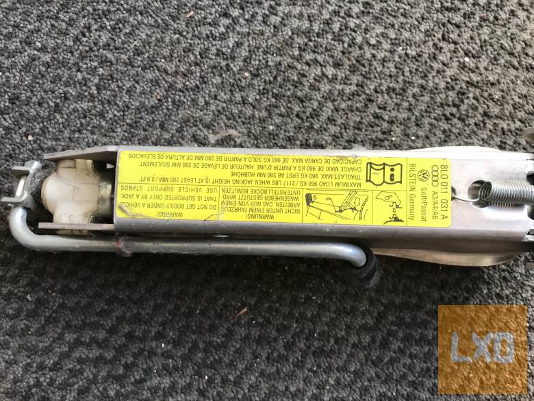 AUDI A3 8L  -- emelő 8L0 011 031 A apróhirdetés