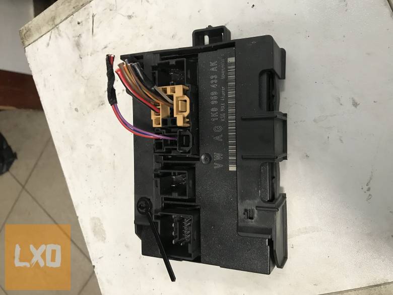 VW GOLF V_LEON 1P_ 2,0 PD BMM komfortmodul 1K0 959 433 AK apróhirdetés