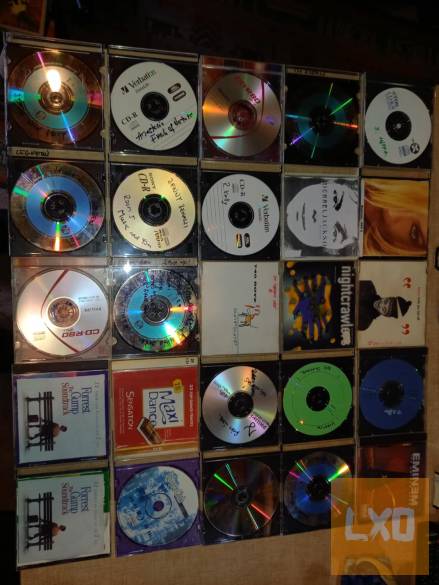 Sok darabos CD gyűjtemény eladó vagy csere apróhirdetés