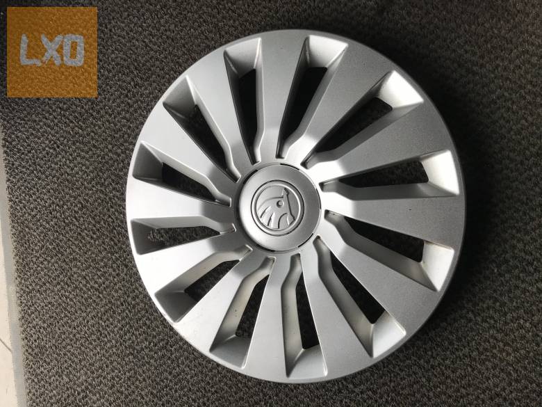 SKODA OCTAVIA III -- dísztárcsa R15 5E0 601 147 C apróhirdetés