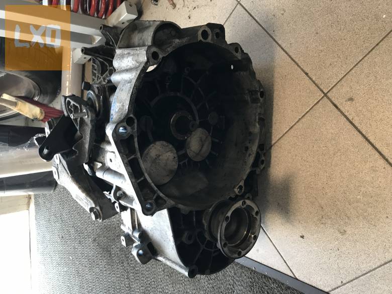 VW GOLF V 2,0 PD BMM 140LE - KDN VÁLTÓ apróhirdetés