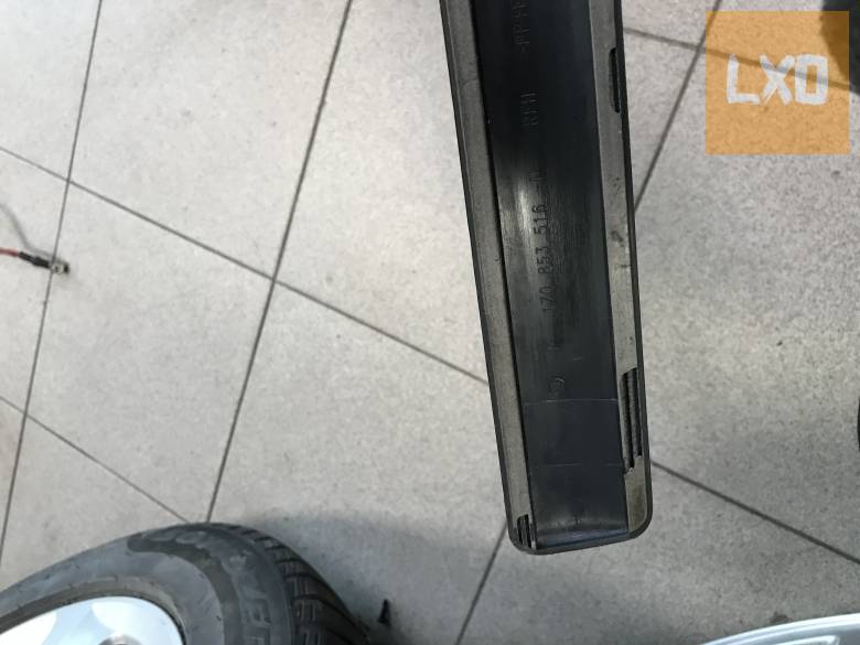 SKODA OCTAVIA II - jobb első ajtó díszléc 1Z0 853 516 D apróhirdetés