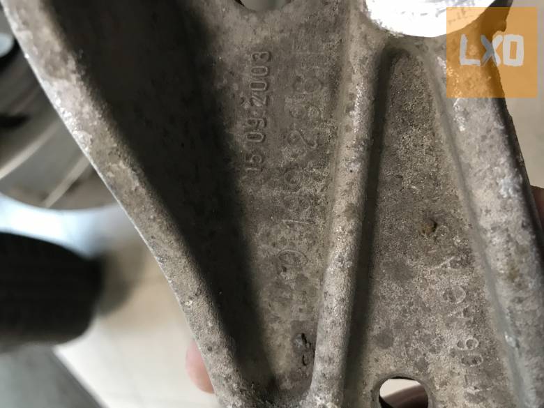 VW GOLF V_OCTAVIA II_LEON 1P jobb első lengőkar konzol 1K0 199 296 F apróhirdetés