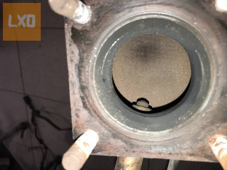 VW GOLF V_OCTAVIA II_ 1,6 FSI BLF katalizátor (felső) 6Q0 131 690 H apróhirdetés